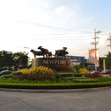 Daichi Place Newport Boulevard Manila Exteriör bild